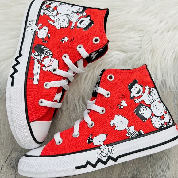 NWT Converse x Peanuts Chuck Taylor All Star 2V Lo Shoes - Picture 4 of 11